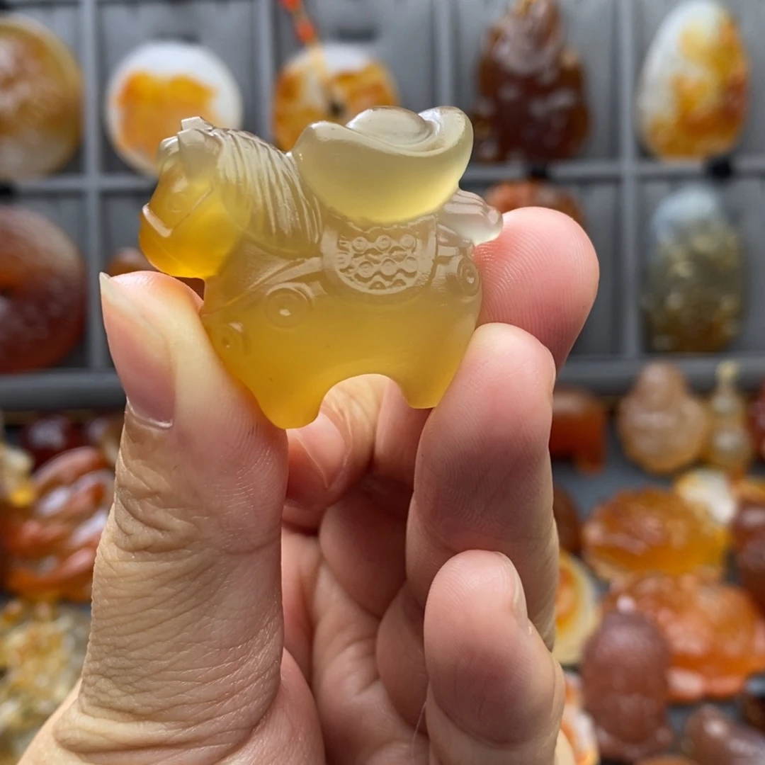 吉***伙玛瑙/玉髓未镶嵌颈饰