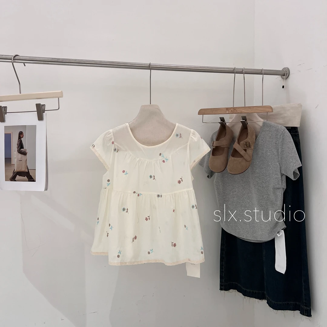 slx@ 576 小花刺绣小衫