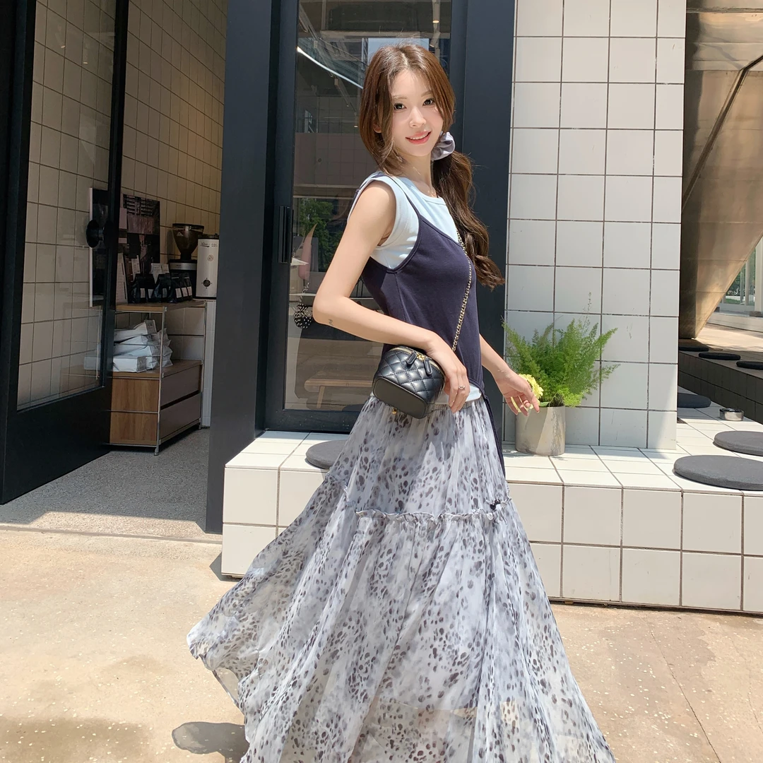 连衣裙裙子韩系穿搭一整套女2025夏季新款设计感小众吊带T恤半身
