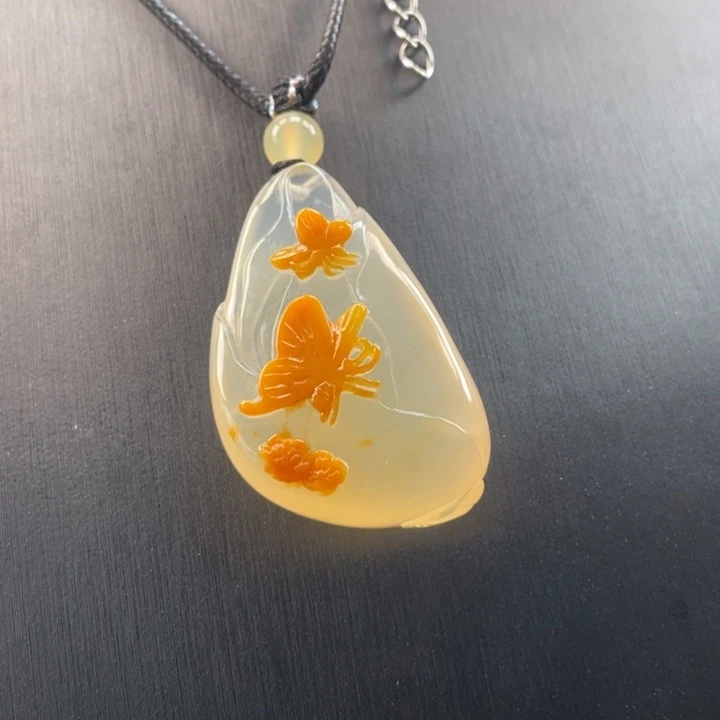 石英质玉（黄龙玉）合金颈饰