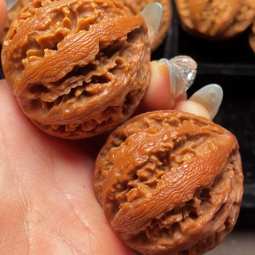 文玩核桃把件秦岭山脉核桃