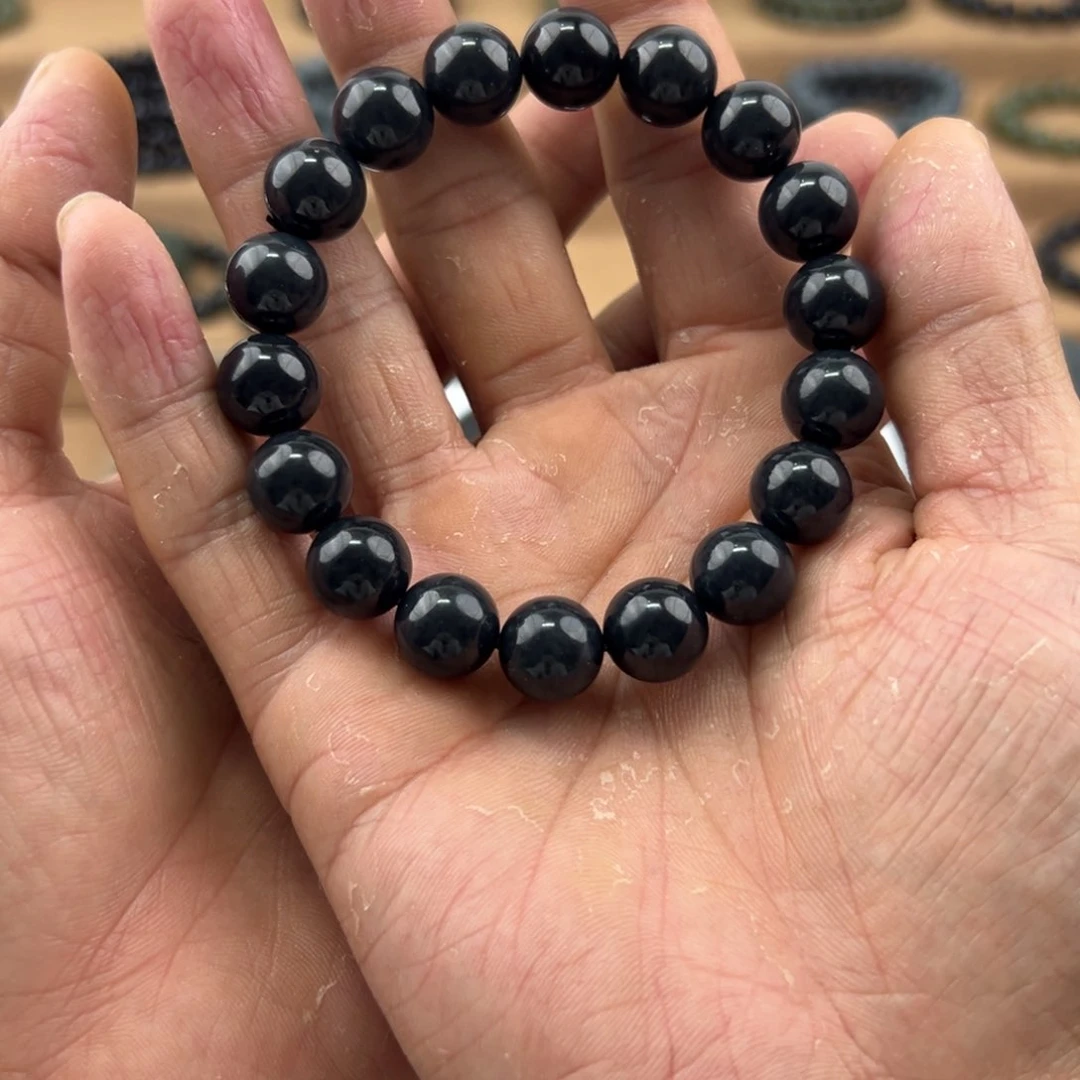 颈饰未镶嵌和田玉（墨玉）12圆形手串