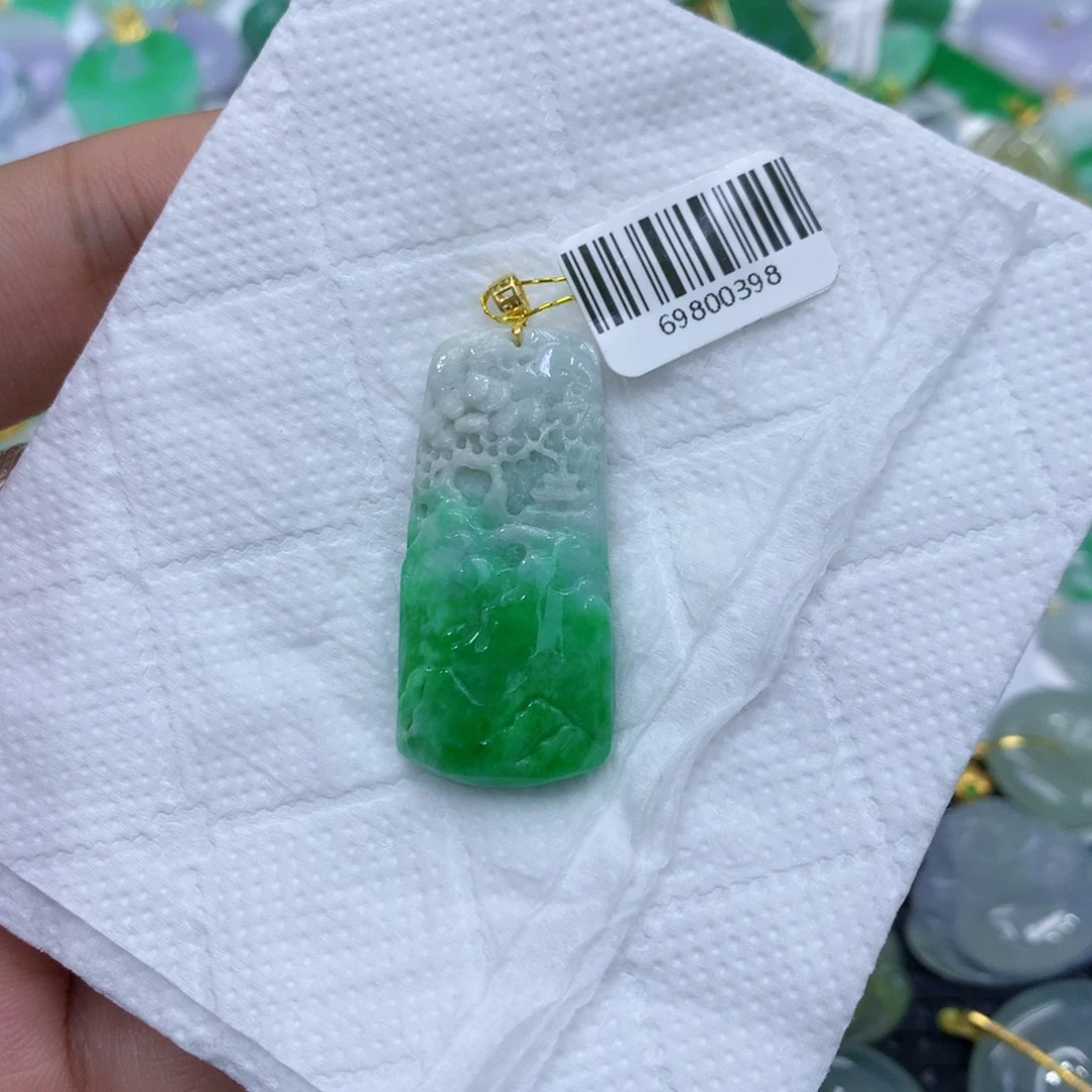 颈饰18K金镶嵌翡翠翡翠