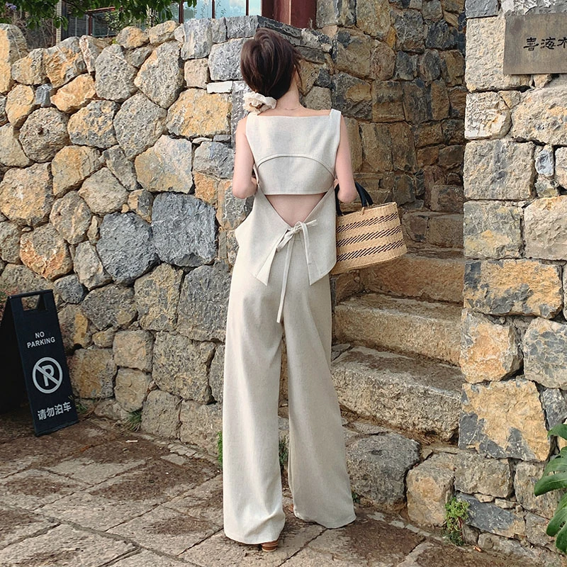 老钱风无袖衬衫女夏新款设计感复古收腰系带镂空上衣阔腿裤两件套