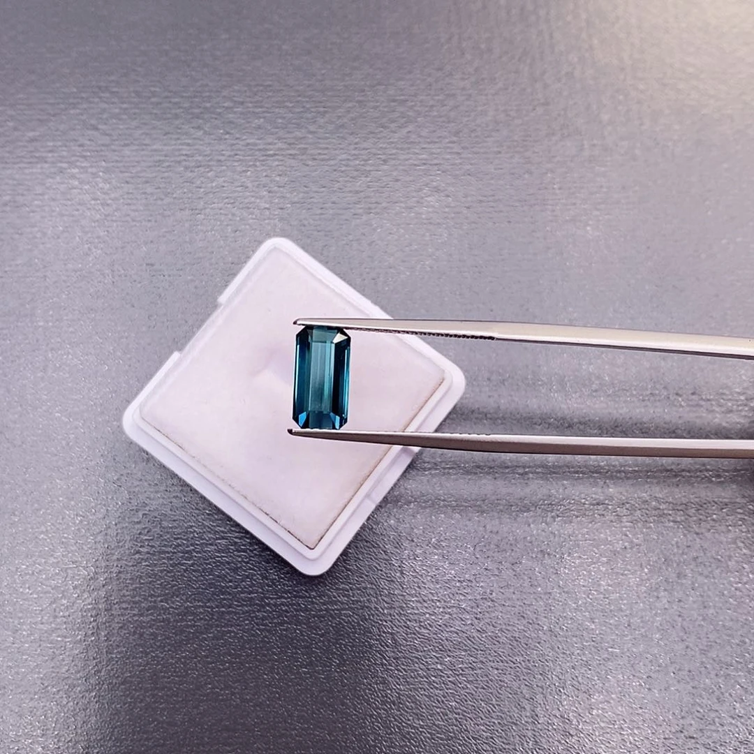 未镶嵌裸石碧玺1.96克拉