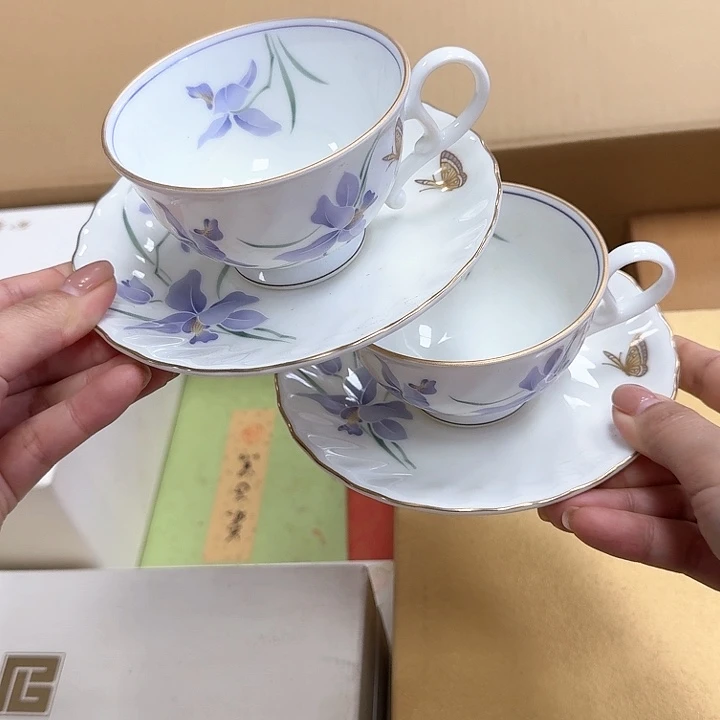 精品瓷器。