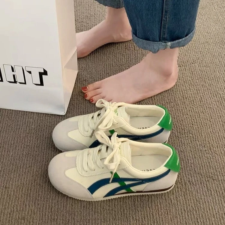 网红显瘦休闲德训平底皮面小白鞋女2024秋季新款百搭软底防滑板鞋