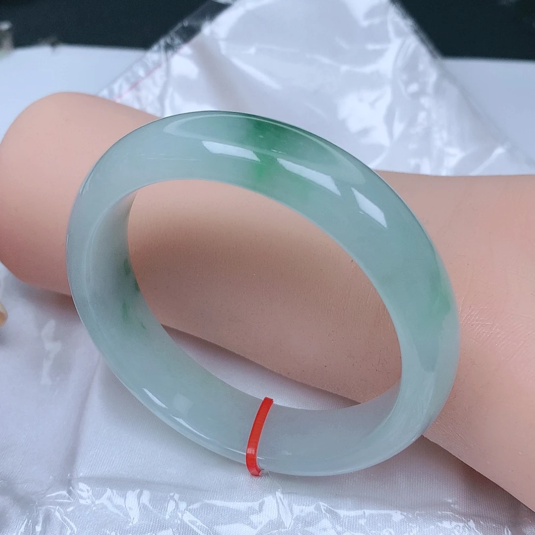 【闪购商品】翡翠手镯未镶嵌，55