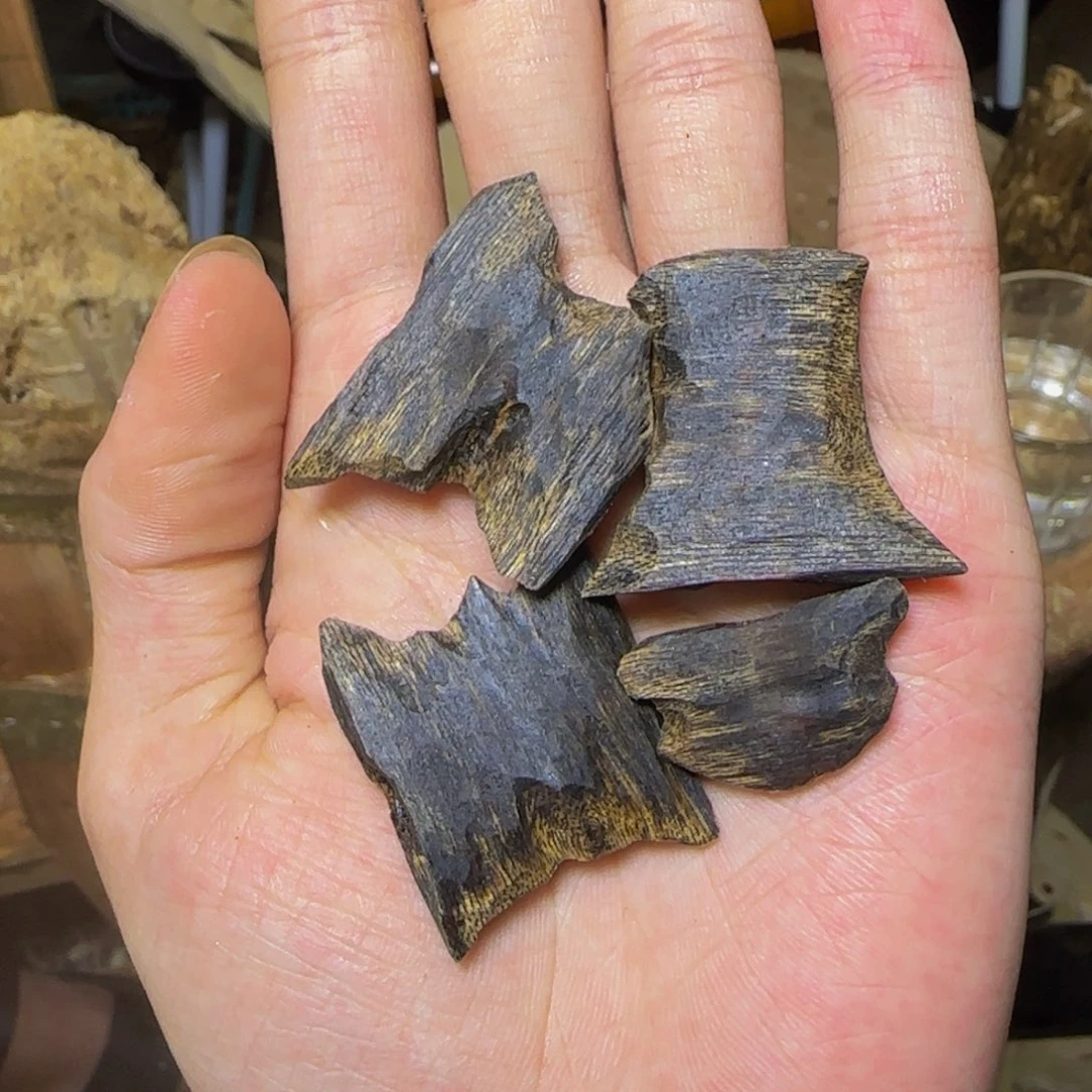 一***落沉香透顶绿块料发一份