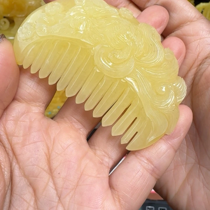 蜜蜡珠宝奇石未镶嵌