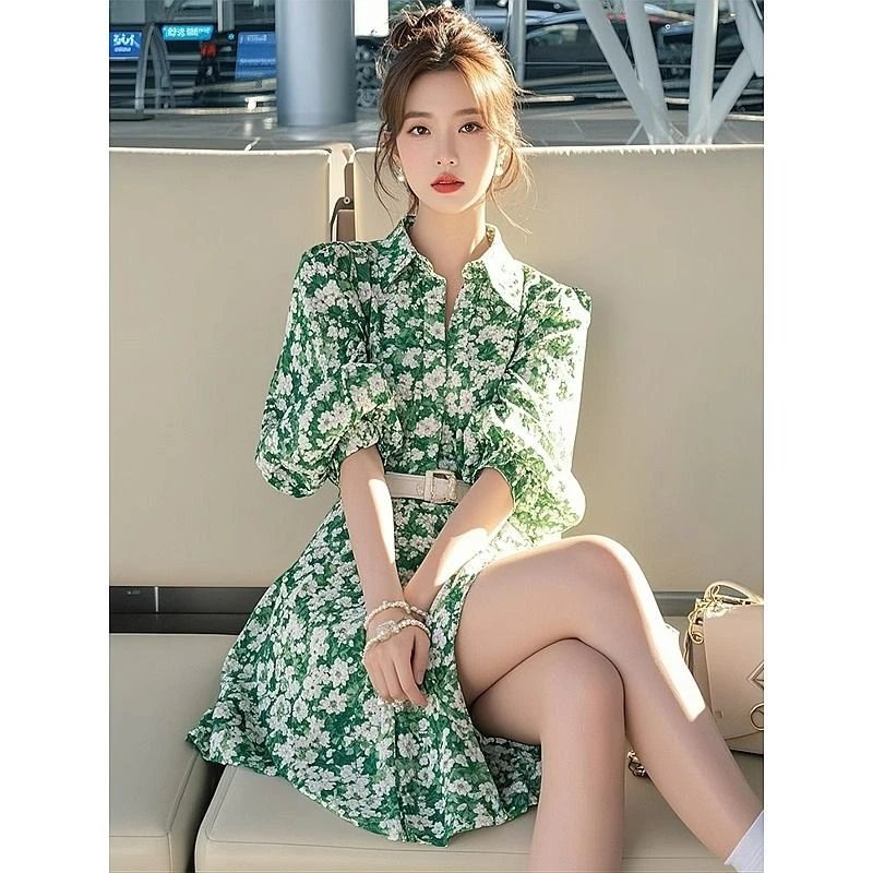 2025春夏新款女装减龄洋气绿色碎花衬衫连衣裙时尚气质绝美裙子