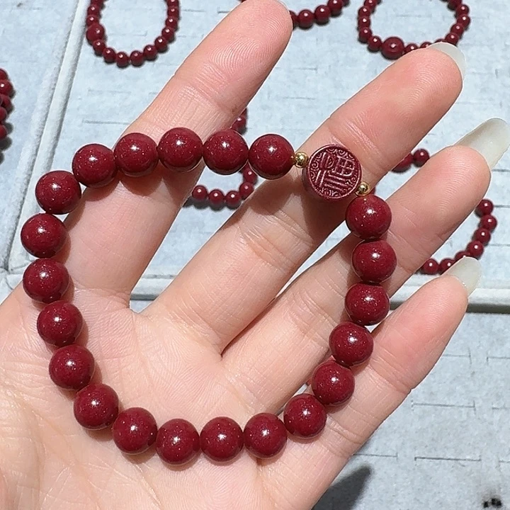 石英质玉颈饰合金