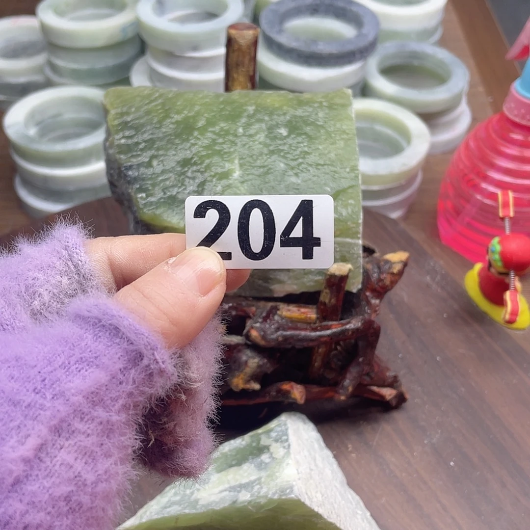 漠***帆蛇纹石玉未镶嵌天然岫玉原石