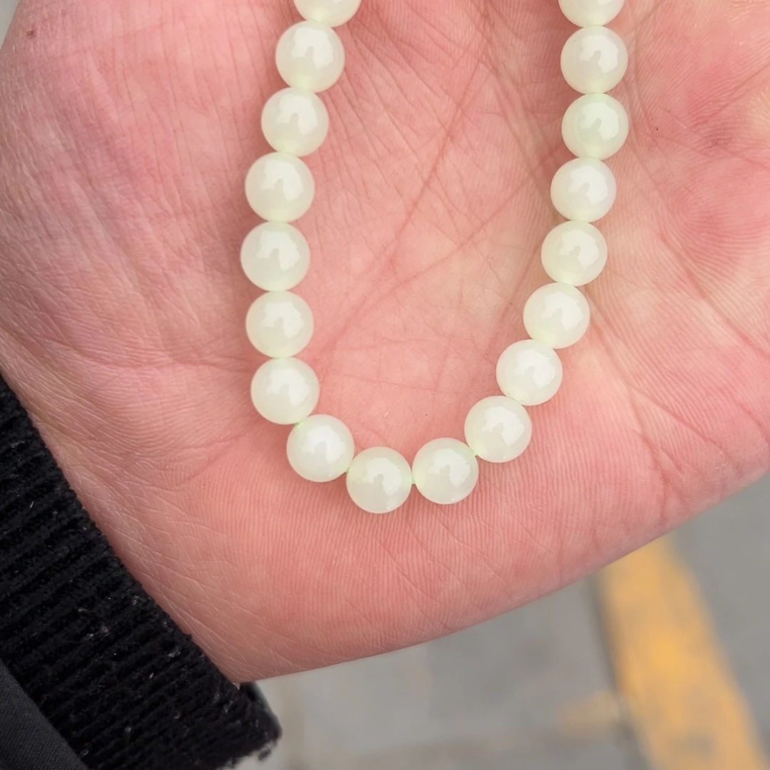 和田玉颈饰未镶嵌粤***姐