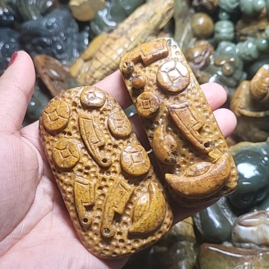岫岩河磨玉（透闪石质玉）未镶嵌挂件
