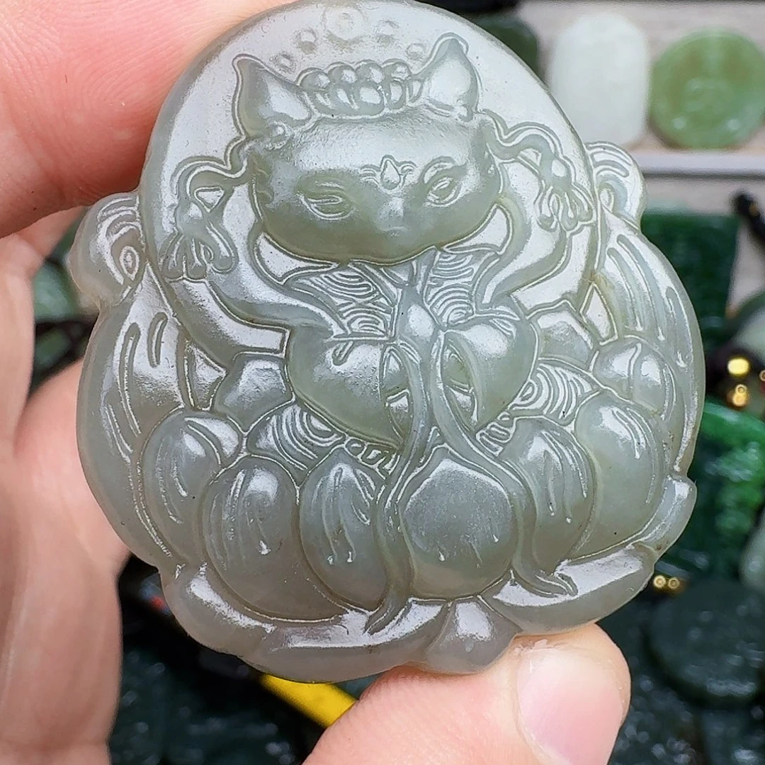 颈饰未镶嵌和田玉