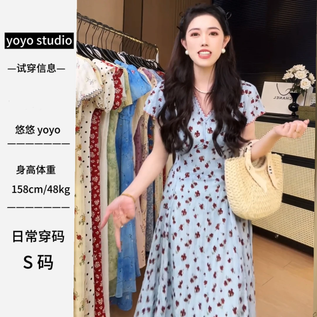 法式显瘦气质收腰复古碎花裙子连衣裙2025夏季新款