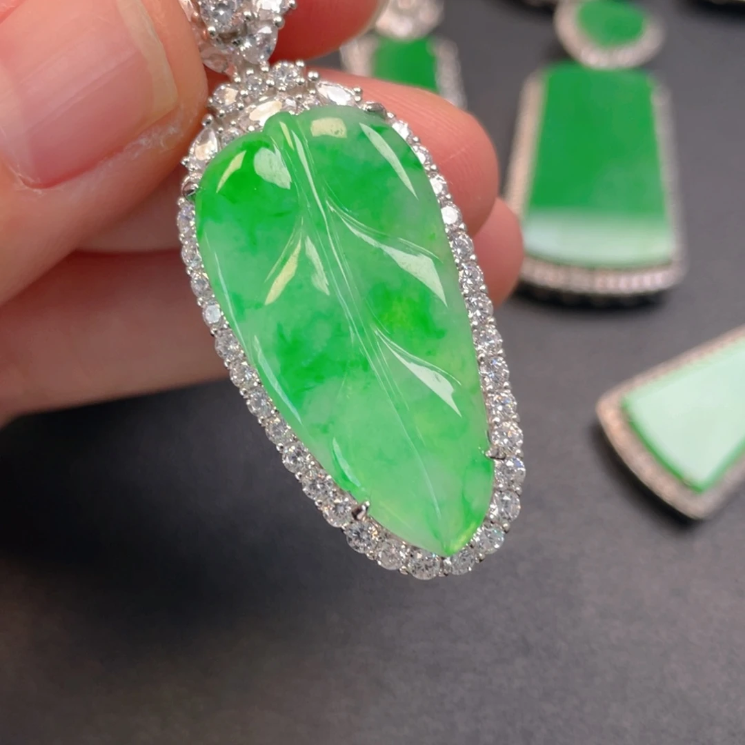 翡翠银S925镶嵌吊坠(不含链)