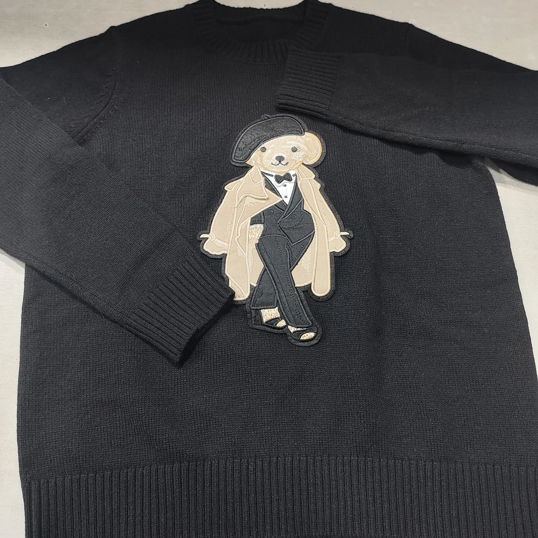 240号小熊毛衣黑