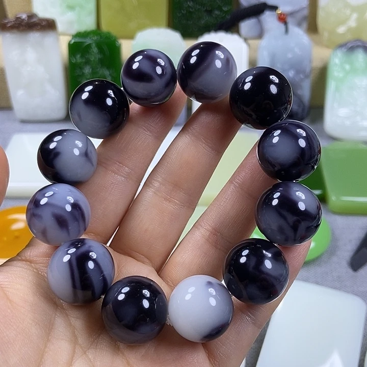 天然玉石未镶嵌一物一拍