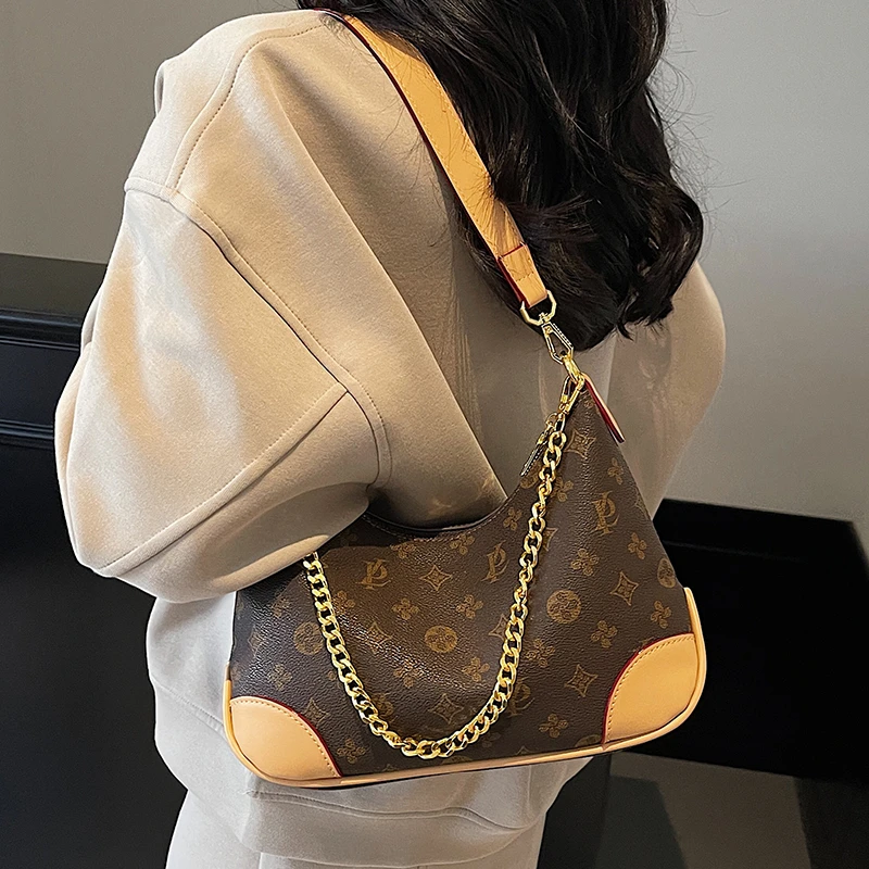 新款时尚百搭腋下包新月形大容量斜挎包女高级感洋气复古单肩包