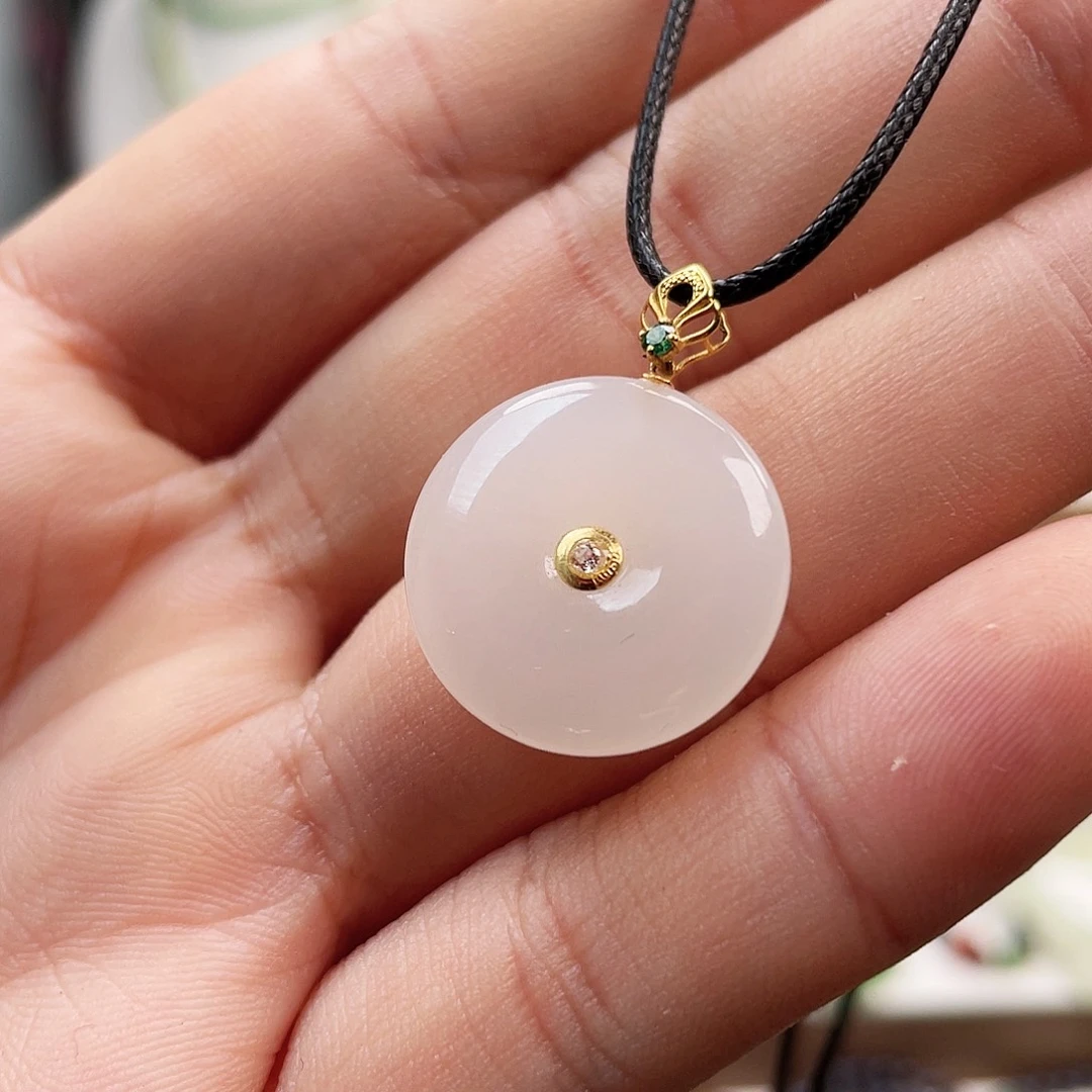 18K金镶嵌手链和田玉