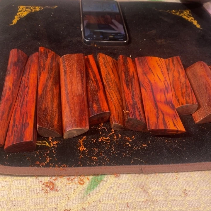 檀香紫檀（小叶紫檀）小木料