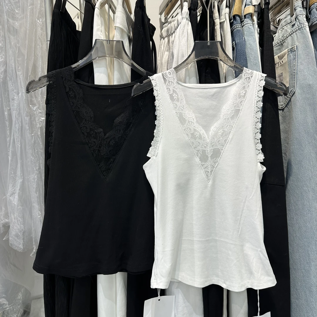 【YEZI家】春季新款法式大V领蕾丝边背心6726