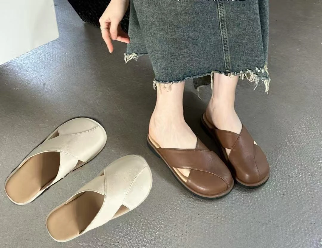 平跟平底休闲风包头法式包头拖舒适百搭复古方头软面网红春夏4237