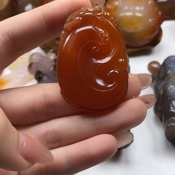 玛瑙/玉髓未镶嵌颈饰