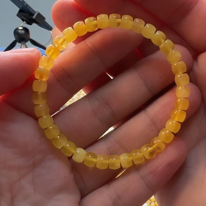 裸石琥珀未镶嵌手串