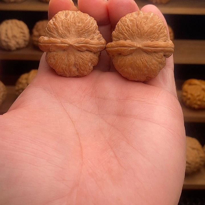 吊坠文玩核桃手捻元宝