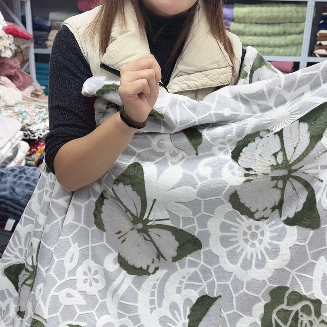 氨纶200.230云貂绒雕花被套