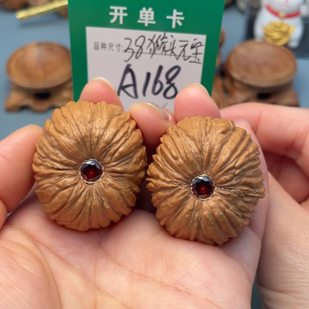 吊坠桃核文玩核桃