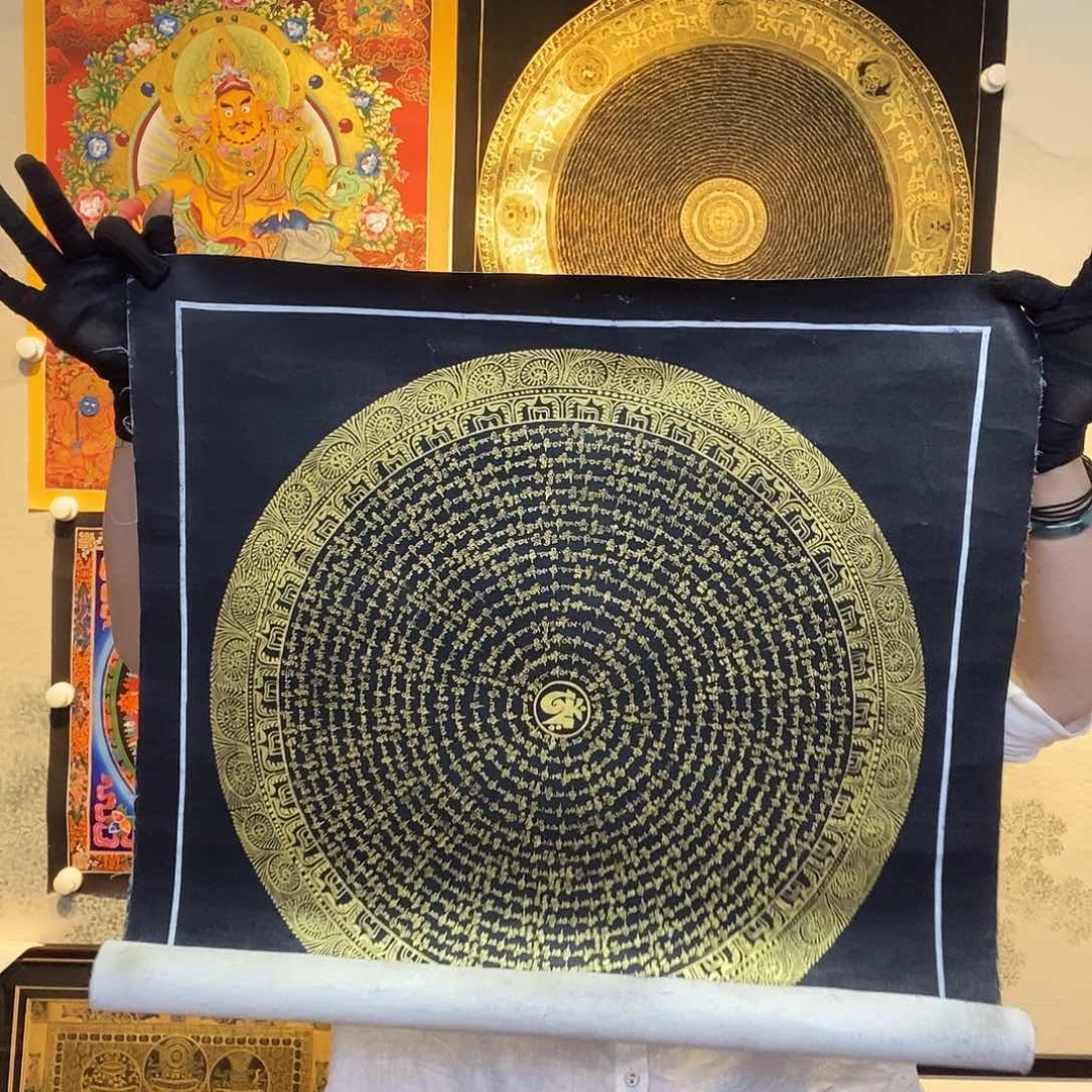 卷轴画纯手绘六字真言唐卡50厘米左右