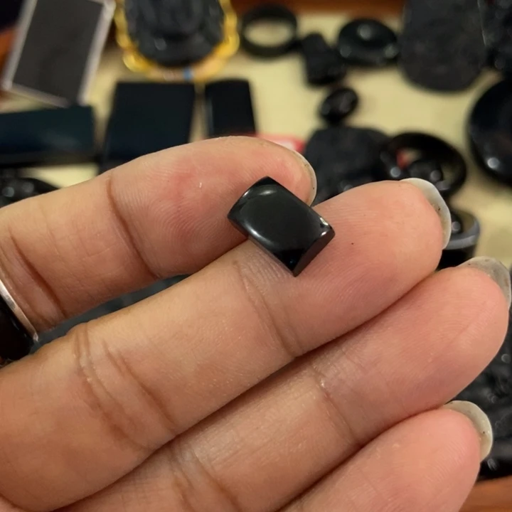 翡翠颈饰未镶嵌用****2墨翠