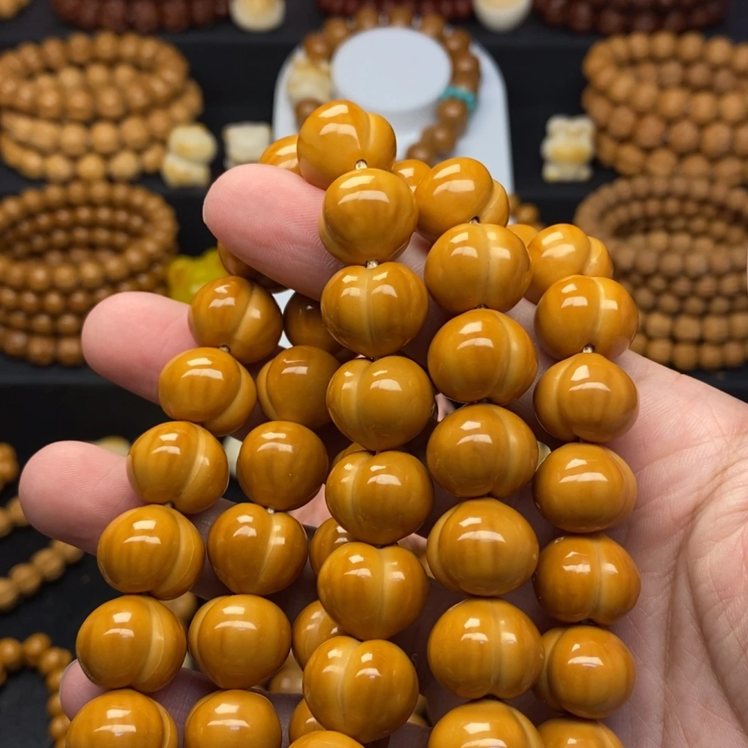 吊坠猴头核桃猴头核桃微微瑕屁桃