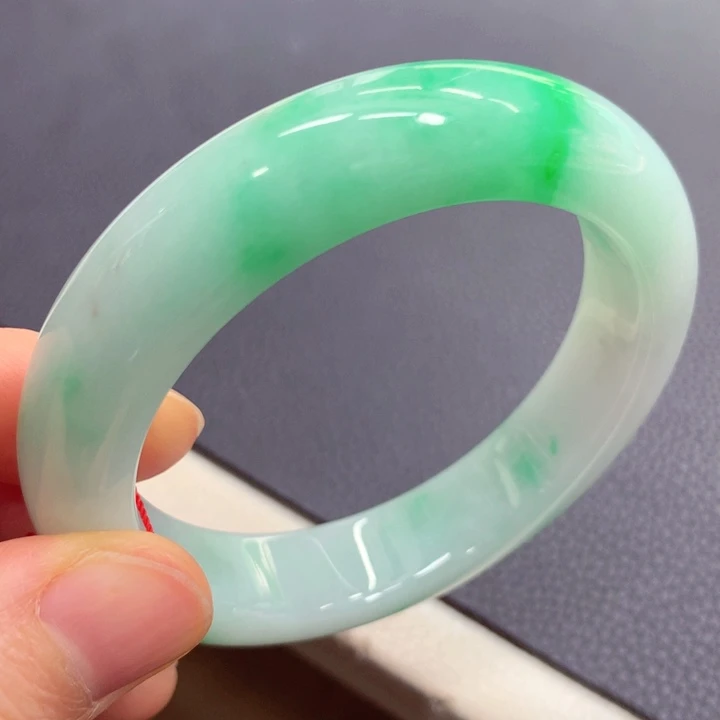 未镶嵌手镯翡翠翡翠