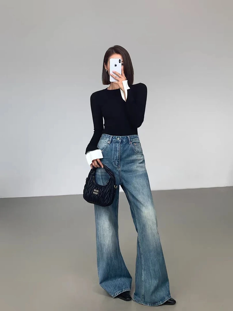 撞色黑拼白圆领内搭长袖毛织打底衫女春修身法式灰外穿上衣