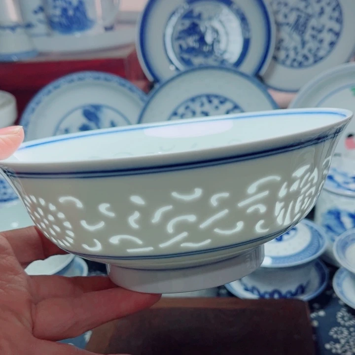 青花玲珑7寸面碗满雕双福双线