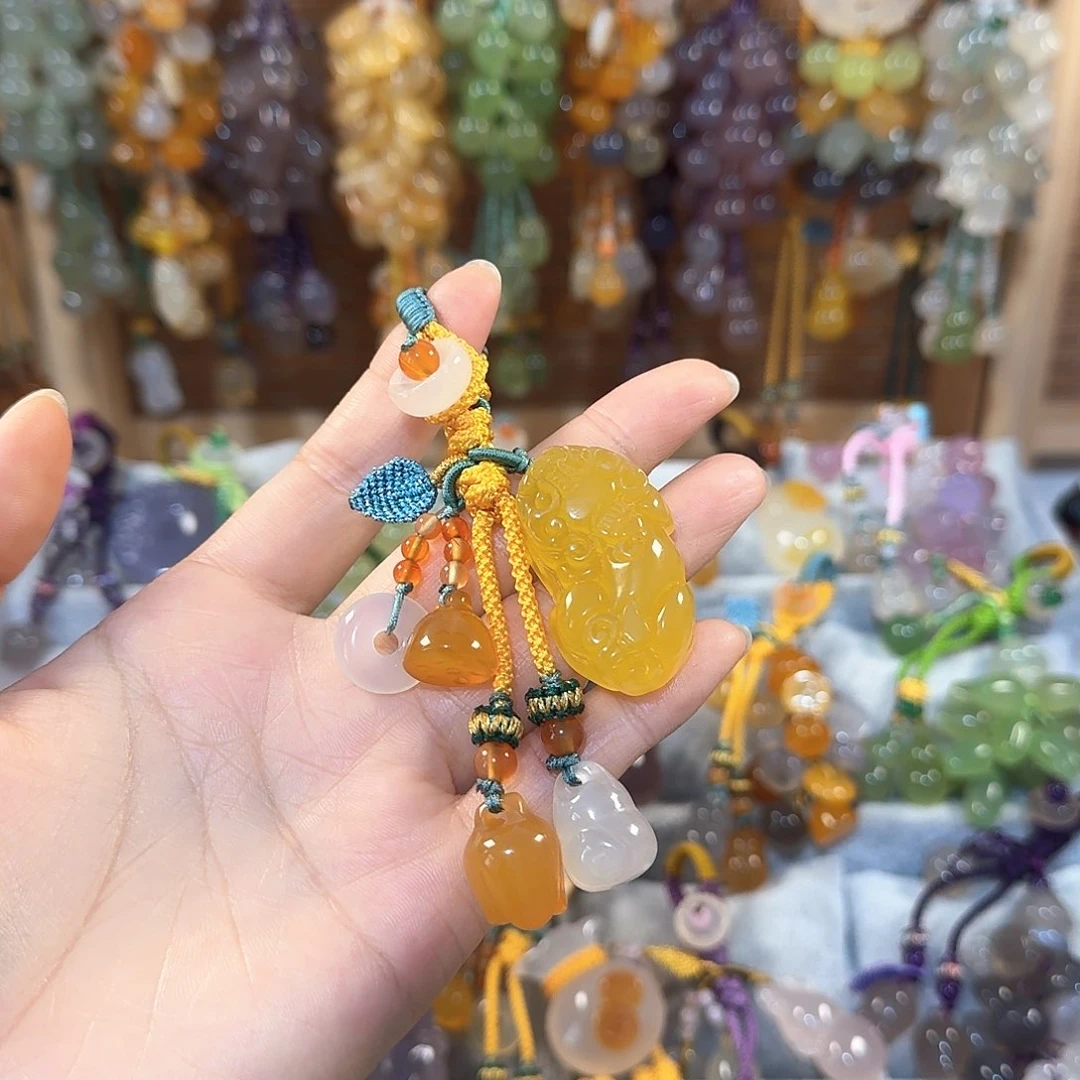 玛瑙/玉髓钥匙挂件未镶嵌