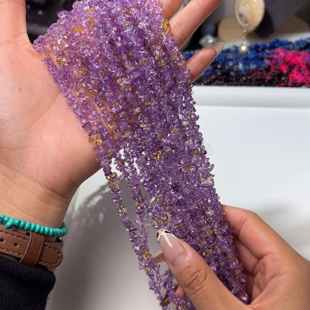 玛瑙/玉髓合金珠宝半成品Y514、紫黄晶碎石一条