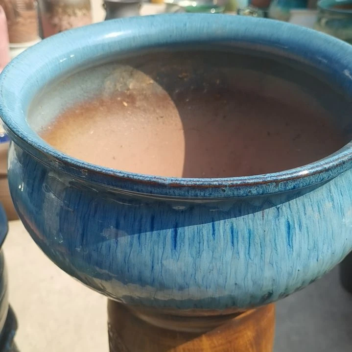 红陶口30高18瑕疵