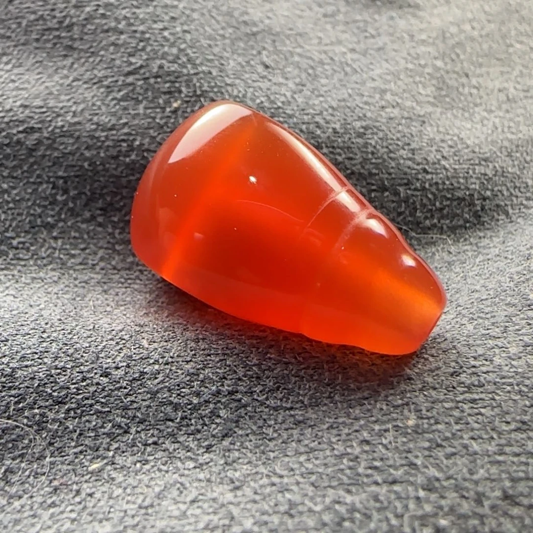 南红玛瑙未镶嵌特价冰红三通11.8mm