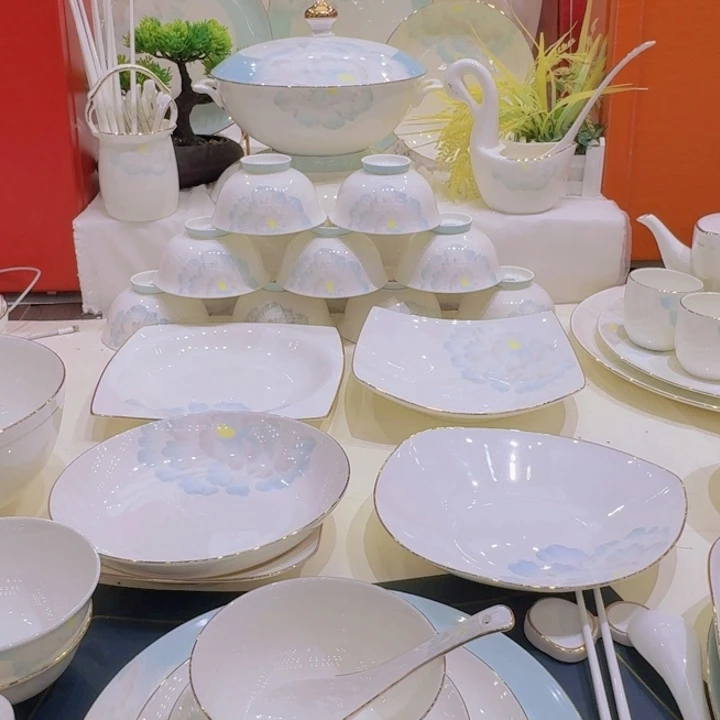 45%以上骨粉骨瓷邂逅米饭碗单拍