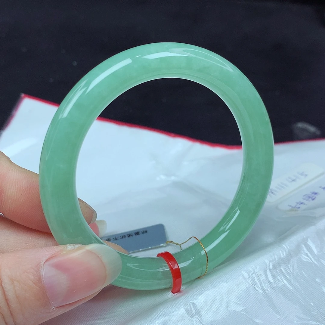 翡翠手镯未镶嵌天****y54圆415