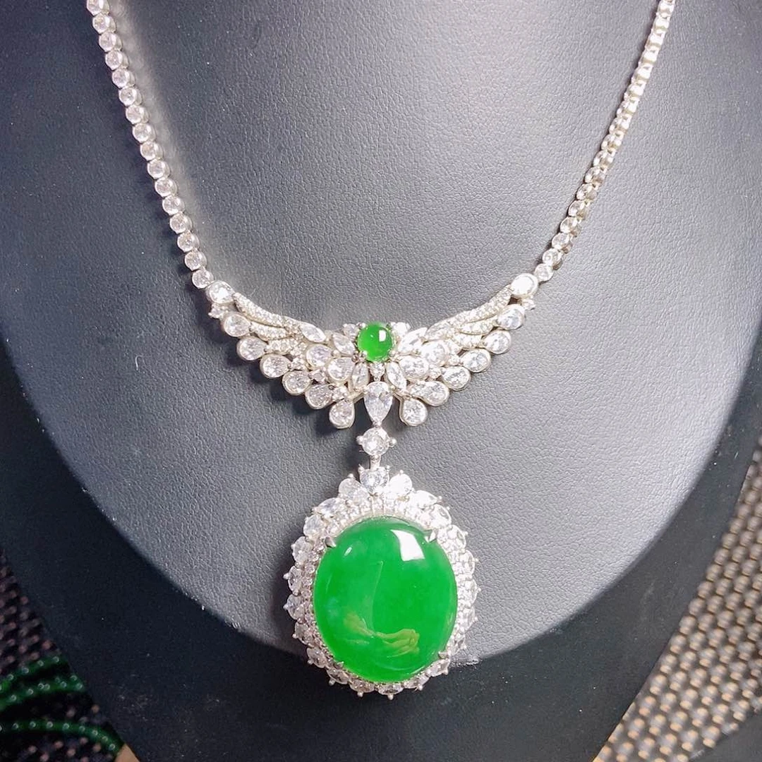 颈饰银S925镶嵌翡翠