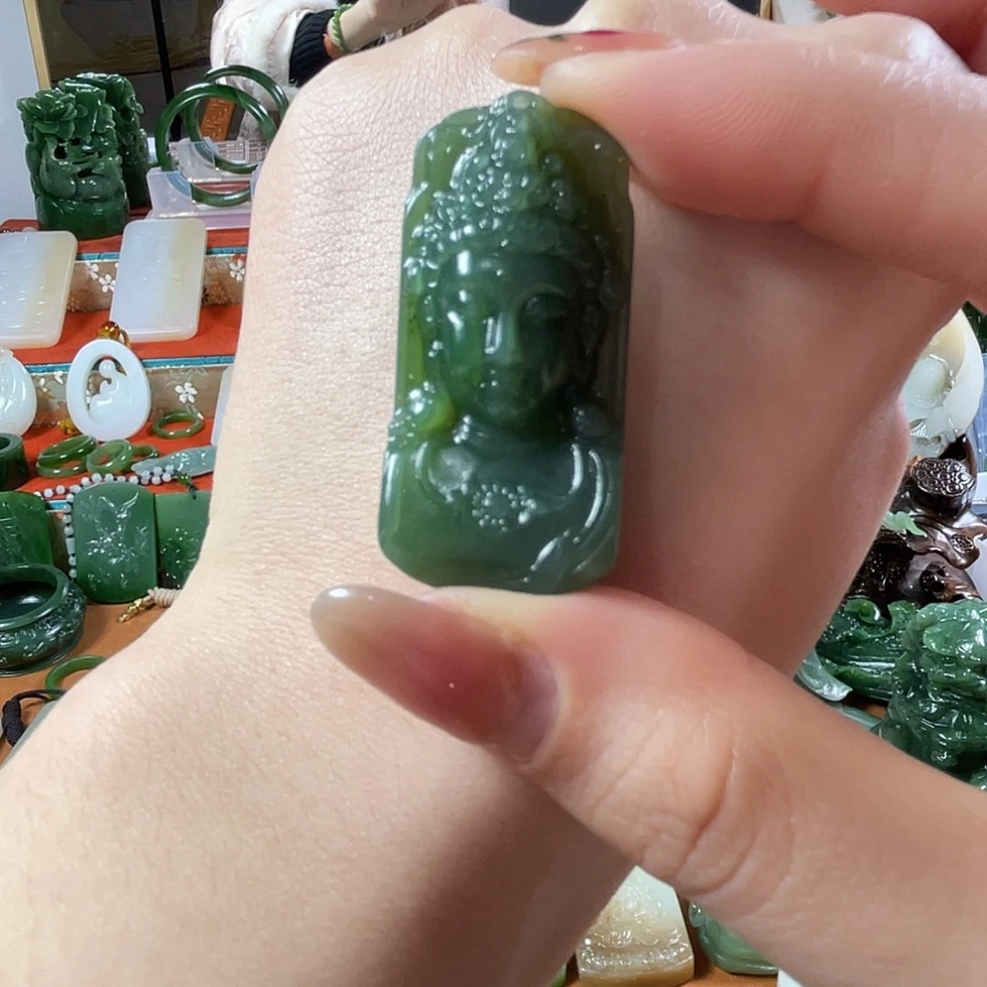 和田玉（碧玉）未镶嵌颈饰