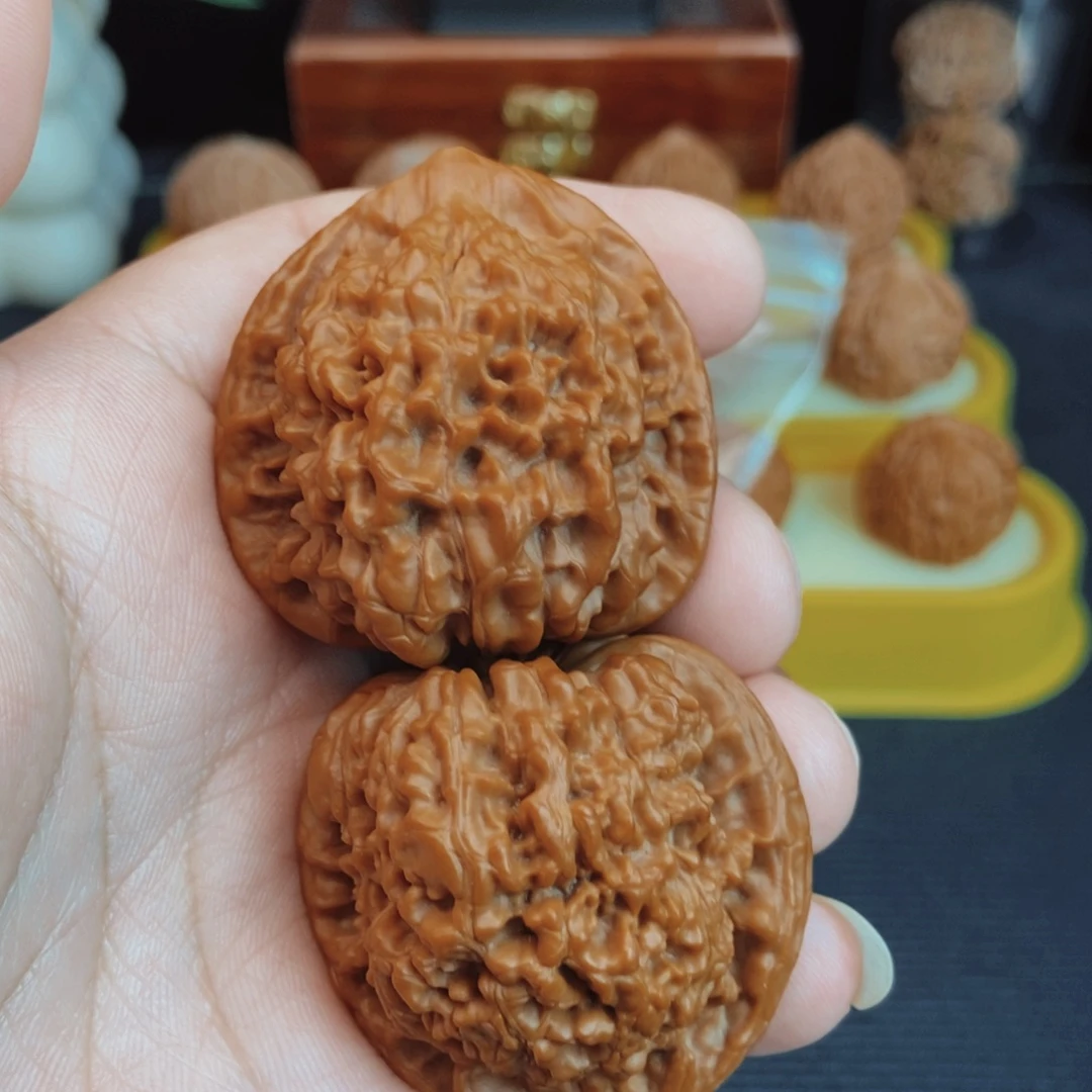 未***生42官帽核桃手把件！！！！