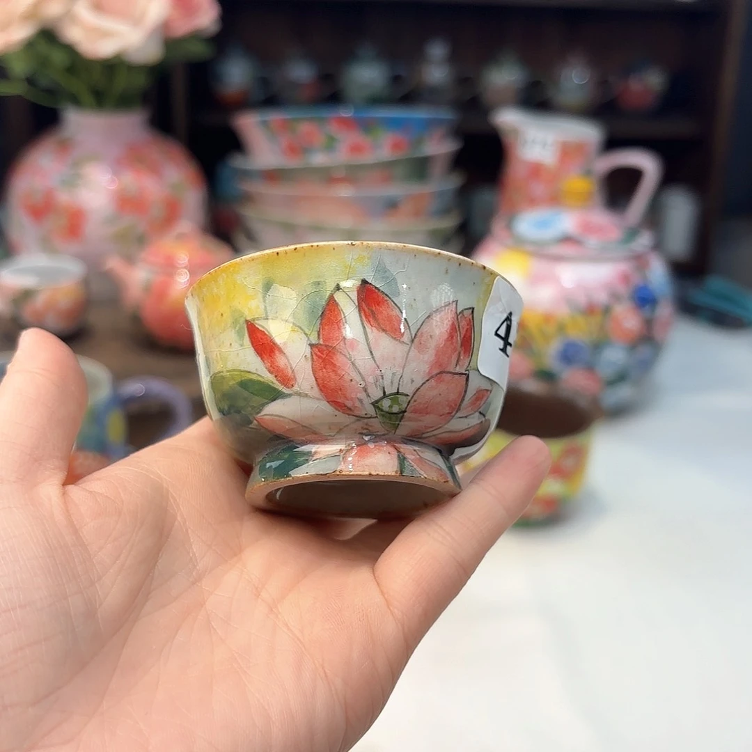 瓷片兔兔好可爱啊我